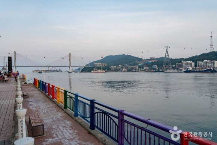 밤디불거리 여행 추천 - 메고지고