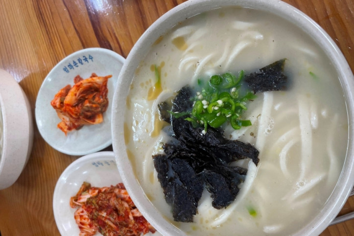 엄마손칼국수_4_공공3유형.jpeg