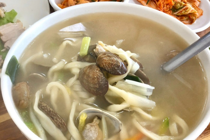 영흥도바지락해물칼국수_4_공공3유형.jpg