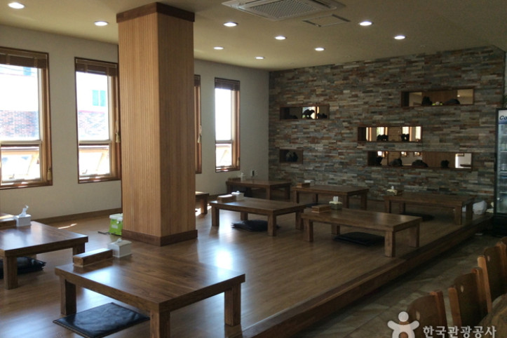 등경돌식당_1_공공3유형.jpg
