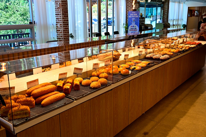 베이커리_카페_빵내음_4_공공3유형.JPG