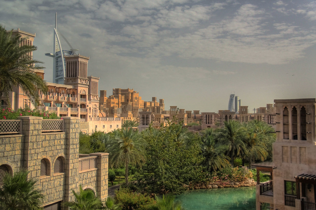 주메이라 알 카스르 (Jumeirah Al Qasr) 여행 추천 - 로드트립