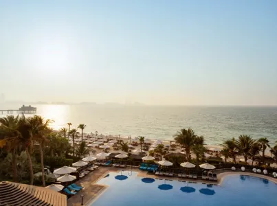 주메이라 미나 알 살람 (Jumeirah Mina Al Salam) 여행 추천 - 로드트립