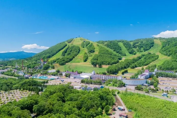 루스츠 리조트 여행 추천 - 메고지고
