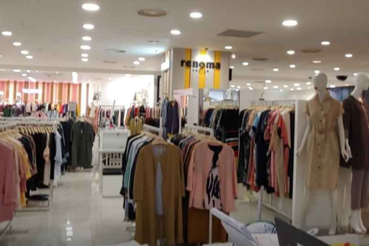 레노마레이디스 엠백화점 춘천점 여행 추천 - 메고지고
