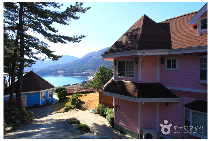 거제도_펜션팔색조_1_공공3유형.jpg
