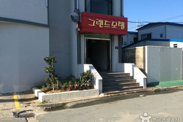 그랜드_모텔_4_공공3유형.jpg