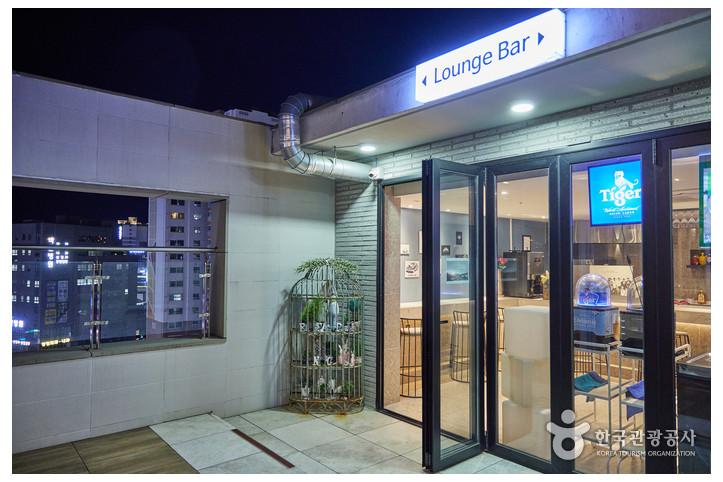 하운드호텔_프리미어_남포[한국관광_품질인증_Korea_Quality]_6_공공3유형.jpg