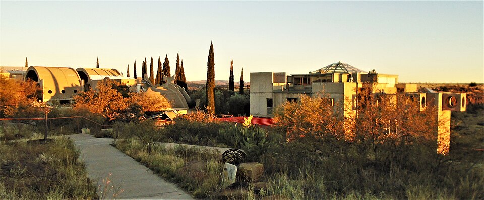 아르코산티 (Arcosanti) 여행 추천 - 로드트립