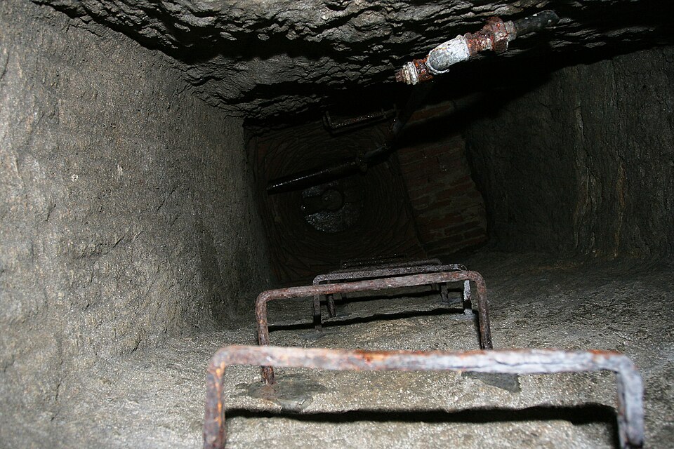 즈노이모 역사 지하미로 (Znojmo Underground Labyrinth) 여행 추천 - 로드트립