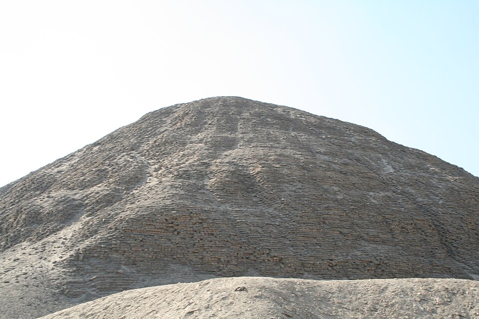 하와라 피라미드 (Hawara Pyramid of Amenemhat III) 여행 추천 - 로드트립