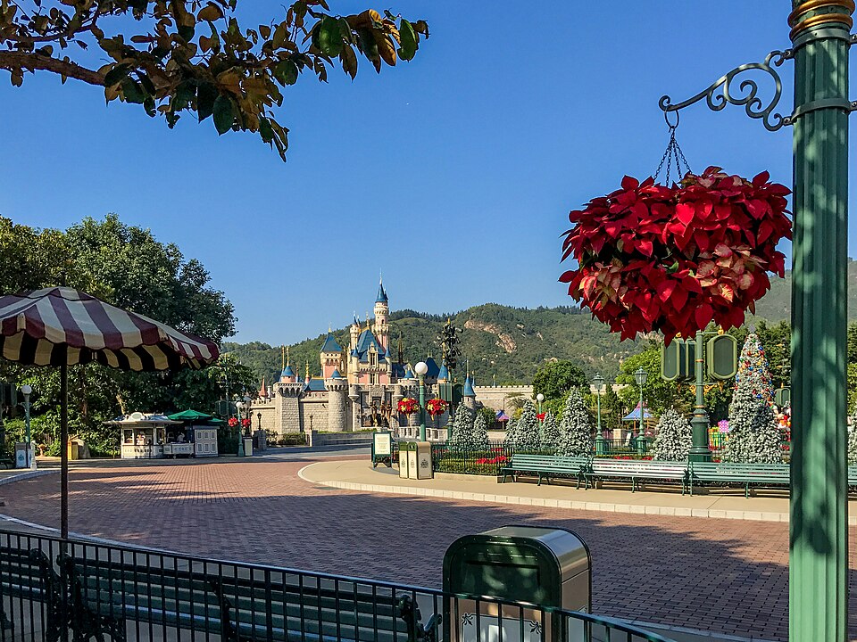 홍콩 디즈니랜드 (Hong Kong Disneyland) 여행 추천 - 로드트립