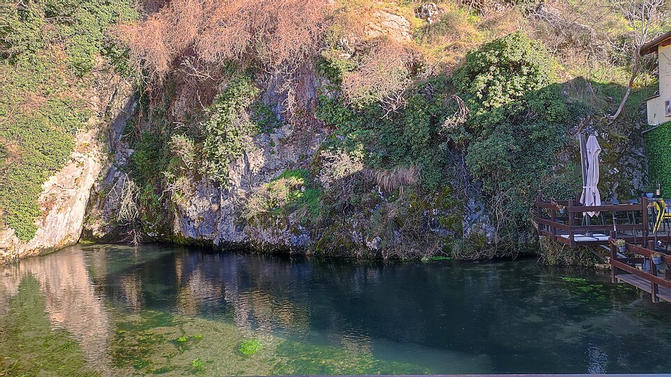 비파바강 발원지 (Vipava River Springs) 여행 추천 - 로드트립