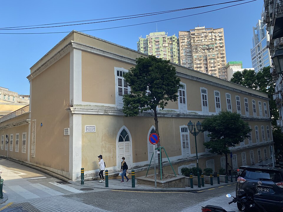 포르투갈 총영사관·옛 성 라파엘 병원 (Consulate-General of Portugal (Former St. Raphael Hospital)) 여행 추천 - 로드트립