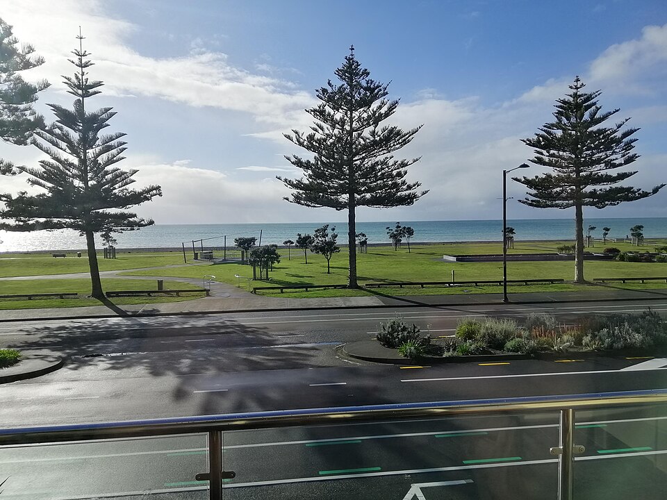 네이피어 마린 퍼레이드 해안 산책로 (Marine Parade Foreshore Reserve) 여행 추천 - 로드트립
