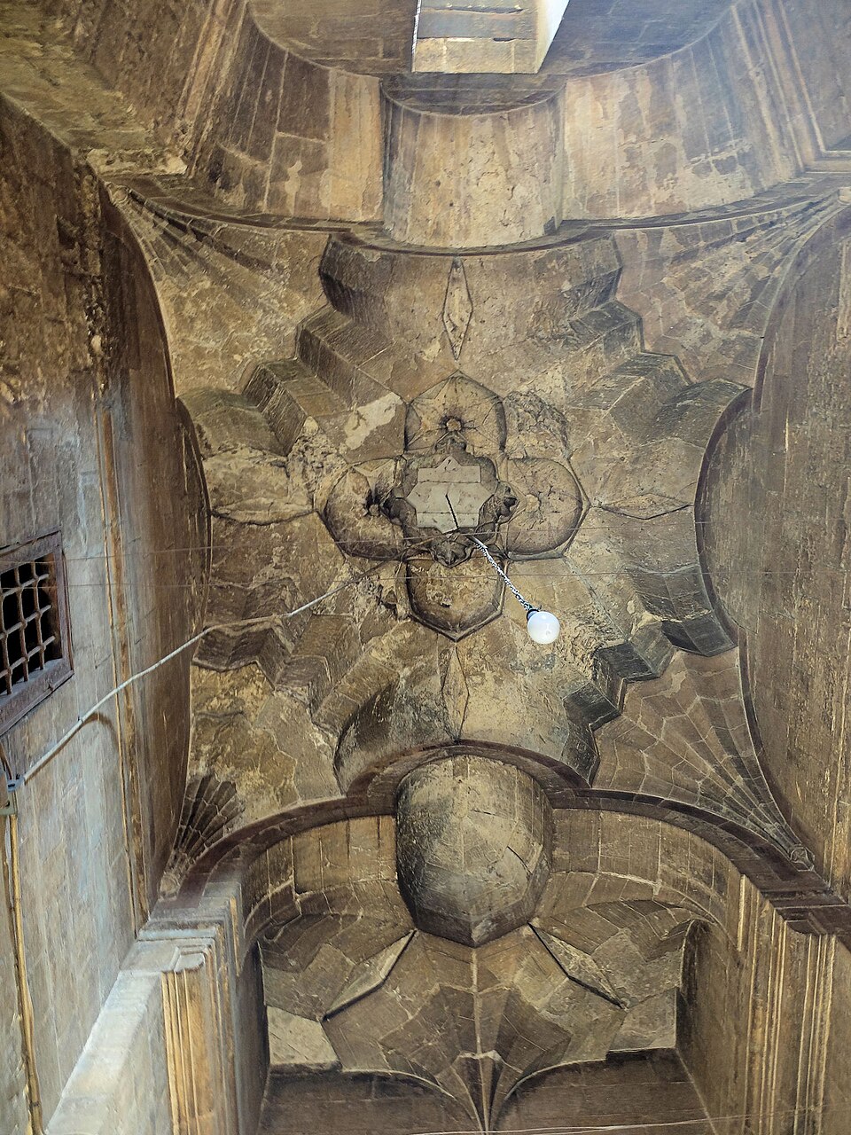 카이로 울자이 알유수피 마드라사 (Madrasa of Iljay al-Yusufi) 여행 추천 - 로드트립