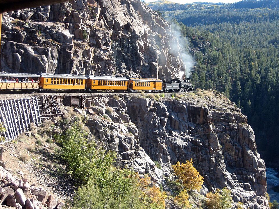 듀랭고·실버턴 협궤철도 (Durango & Silverton Narrow Gauge Railroad) 여행 추천 - 로드트립