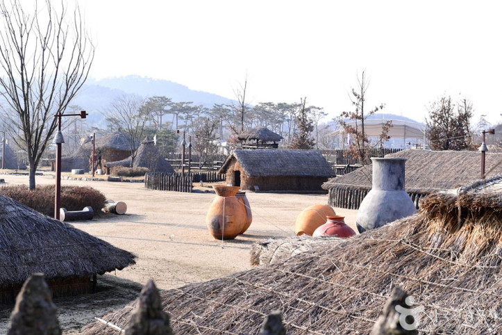 화순 고인돌선사체험장 여행 추천 - 메고지고