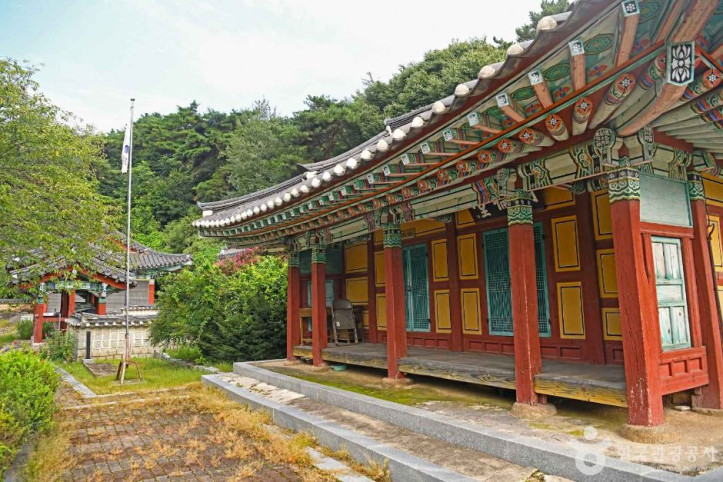 용안향교 여행 추천 - 메고지고