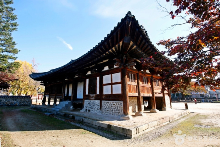 충주 청녕헌 여행 추천 - 메고지고
