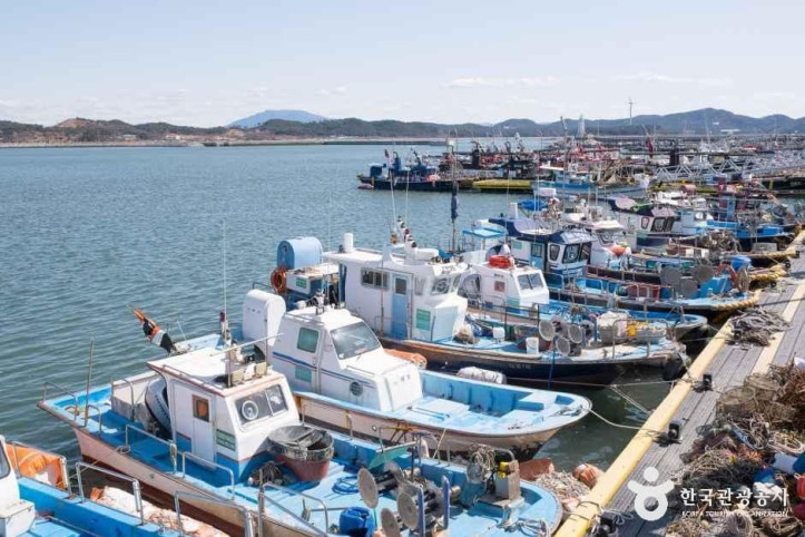 남당항 여행 추천 - 메고지고