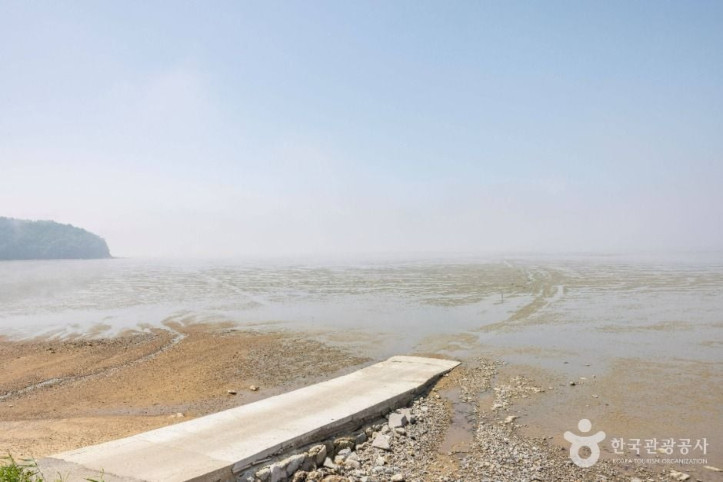영뜰해변 여행 추천 - 메고지고