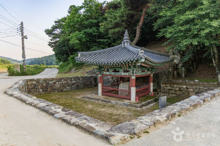 사천 흥사리 매향비 여행 추천 - 메고지고