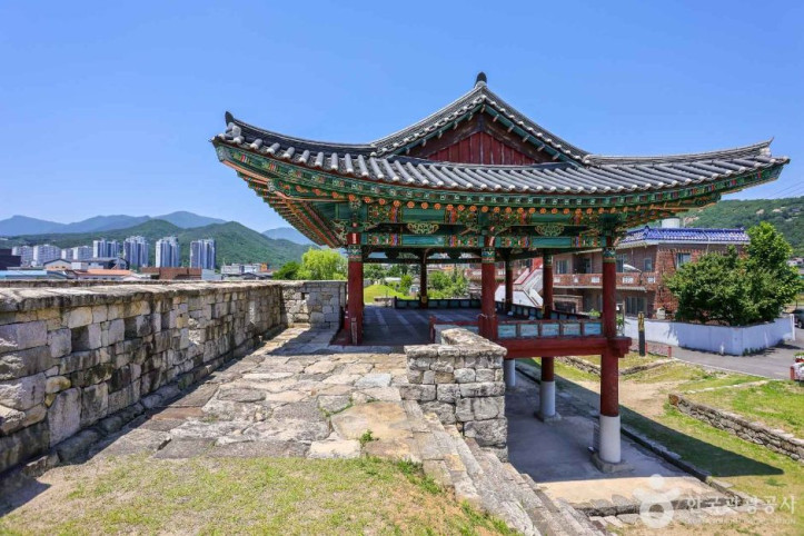 언양읍성 여행 추천 - 메고지고