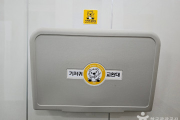 근대건축관 (구)조선은행군산지점 여행 추천 - 메고지고