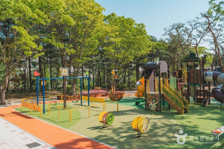 한솔근린공원 여행 추천 - 메고지고
