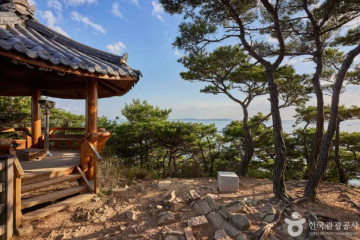 광명항 여행 추천 - 메고지고