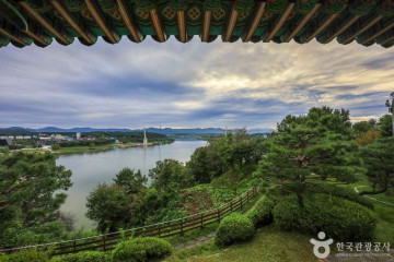 여주 현충탑 여행 추천 - 메고지고