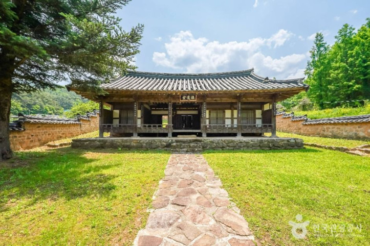 거창 김숙자 사당 여행 추천 - 메고지고