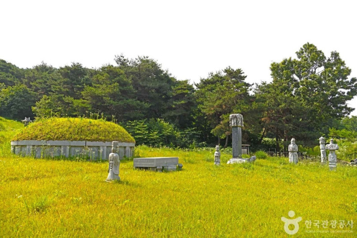 진천 이영남 묘소 여행 추천 - 메고지고