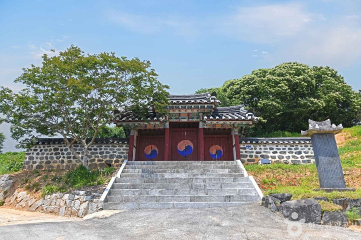 왕의영당 여행 추천 - 메고지고
