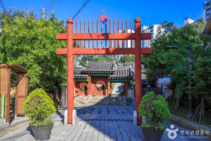 용인향교 여행 추천 - 메고지고