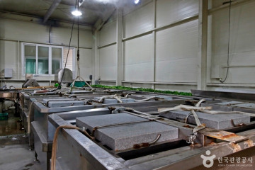 충주 오갑사지 석조여래좌상 여행 추천 - 메고지고