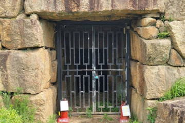 창녕 술정리 동 삼층석탑 여행 추천 - 메고지고
