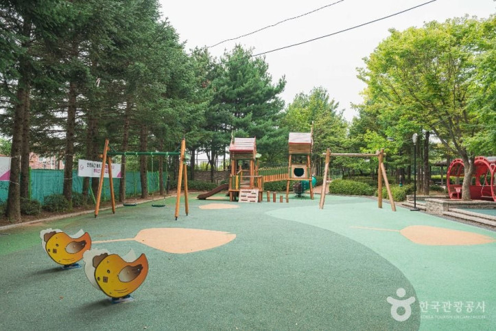 은행공원 여행 추천 - 메고지고