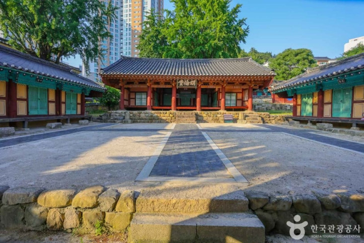 동래향교 여행 추천 - 메고지고