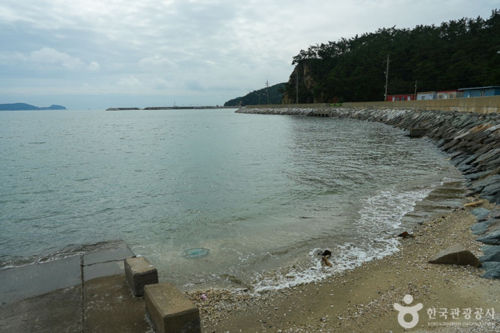 통개 해수욕장 여행 추천 - 메고지고