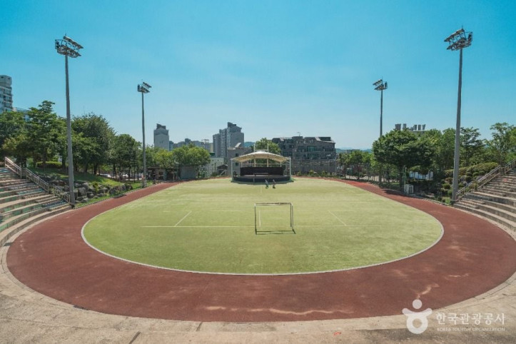 이천온천공원 여행 추천 - 메고지고