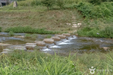 용담계곡 여행 추천 - 메고지고