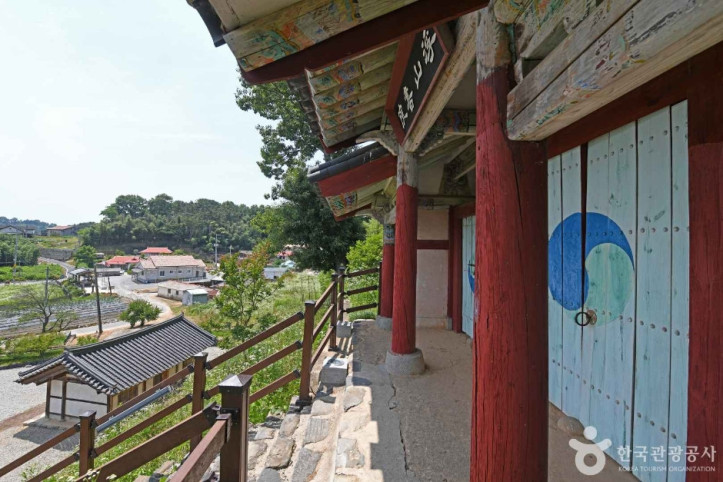 부산서원 여행 추천 - 메고지고
