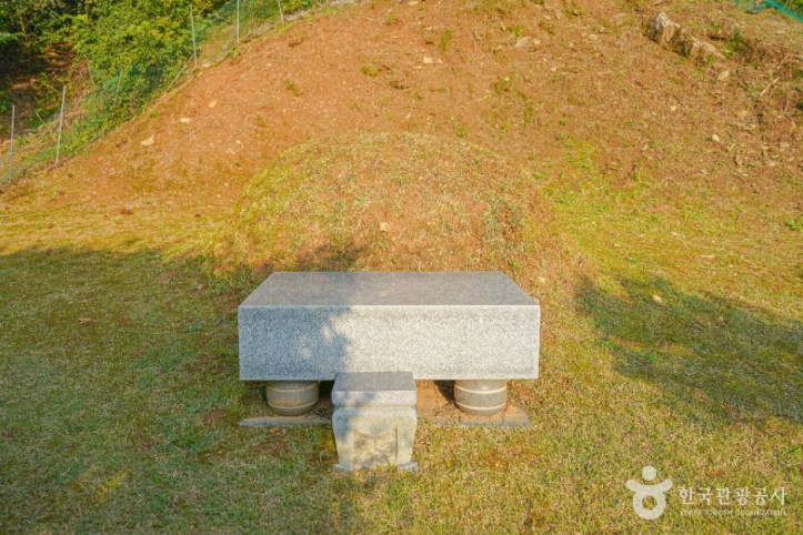 안성 남사당 바우덕이 묘 여행 추천 - 메고지고