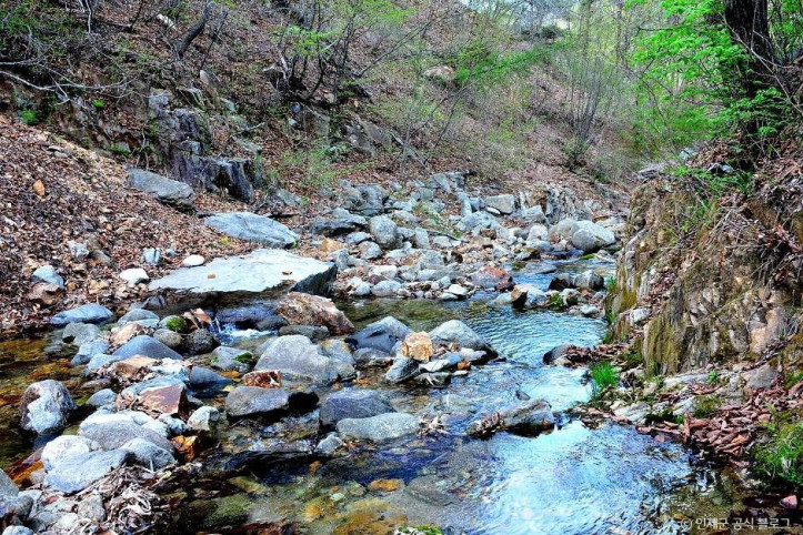 동아실계곡 여행 추천 - 메고지고