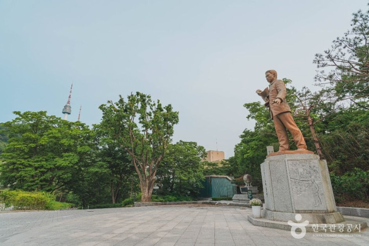 안중근의사 동상 여행 추천 - 메고지고