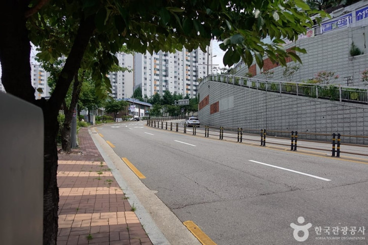 돈암동아리랑고개 여행 추천 - 메고지고
