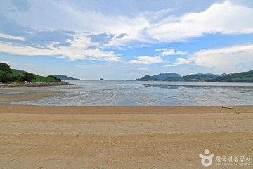 사창해수욕장 여행 추천 - 메고지고