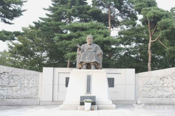 안중근의사 동상 여행 추천 - 메고지고